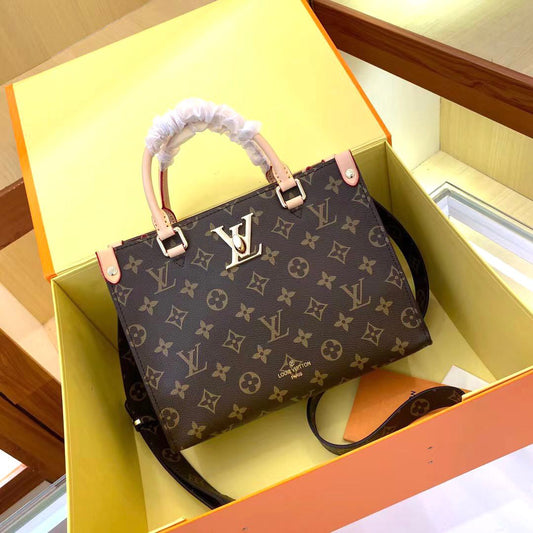 Louis Vuitton Lock & go Bag
