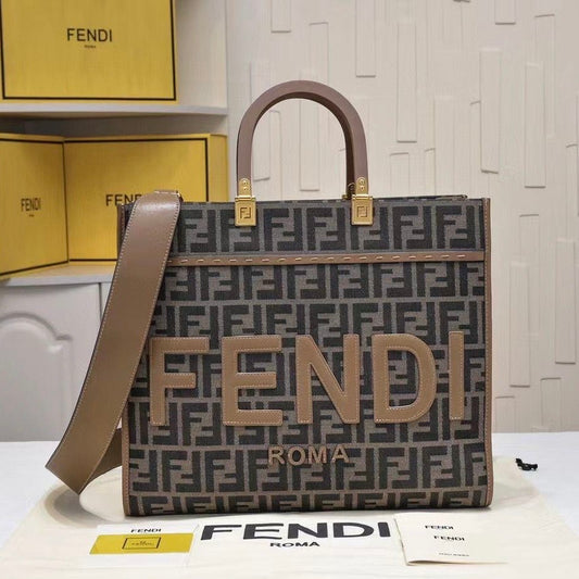 Fendi Sunshine Shopper Medium Style#5 Bag