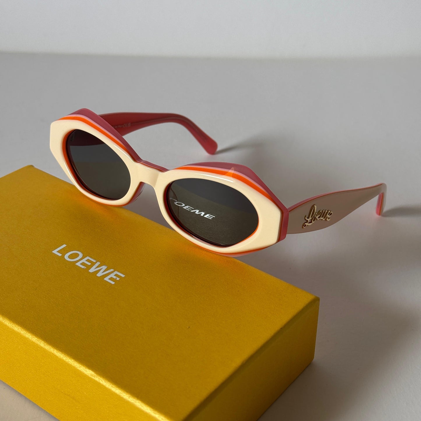 Loewe Style #5 Sunglasses