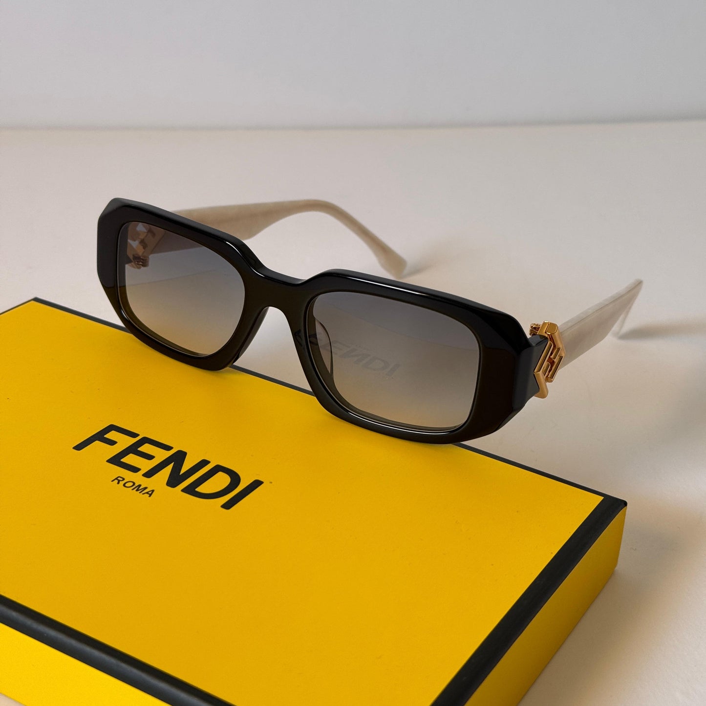 Fendi Style #7 Sunglasses