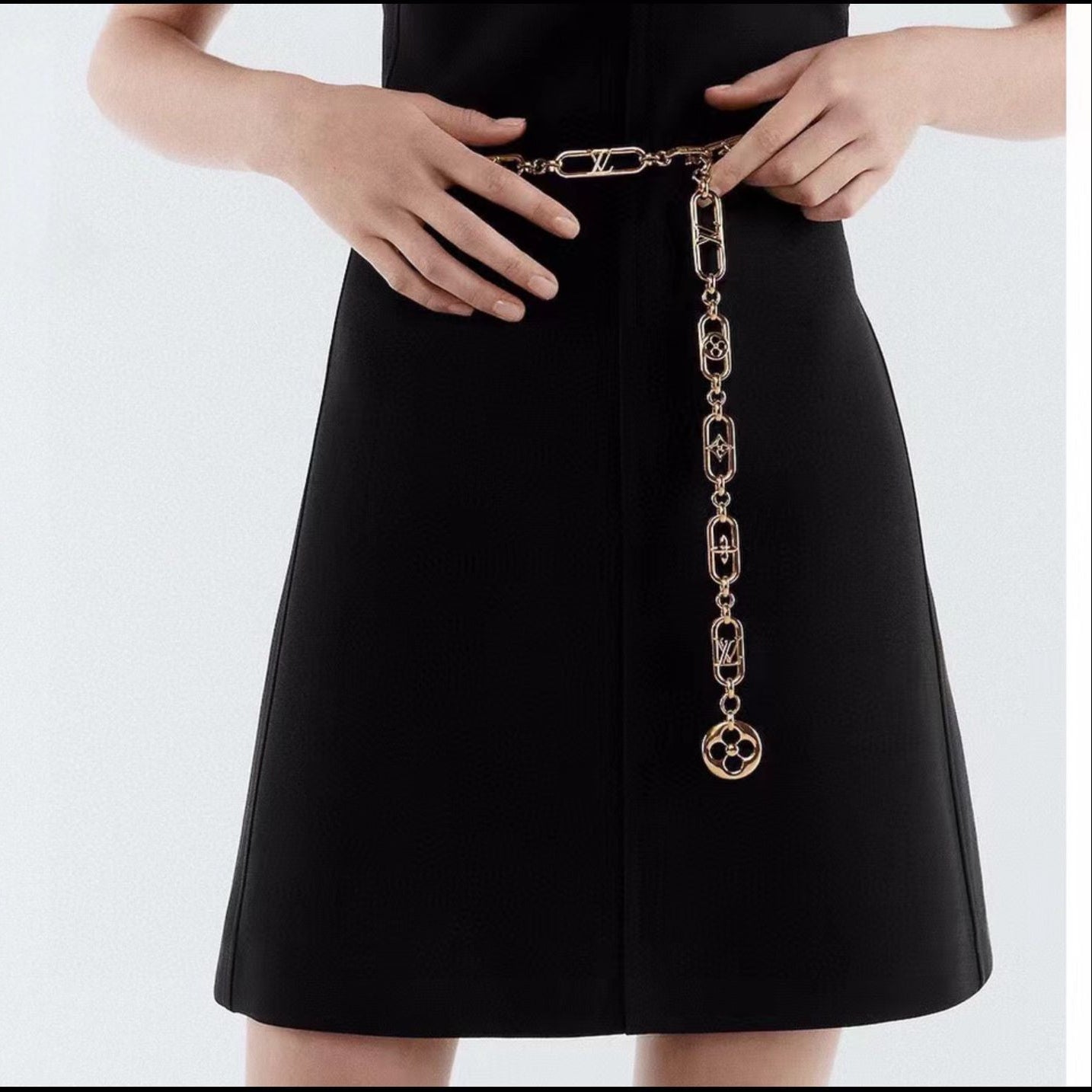 white christmas dresses LOUIS VUITTON Vintage Epi Ceinture Classic Leather Belt