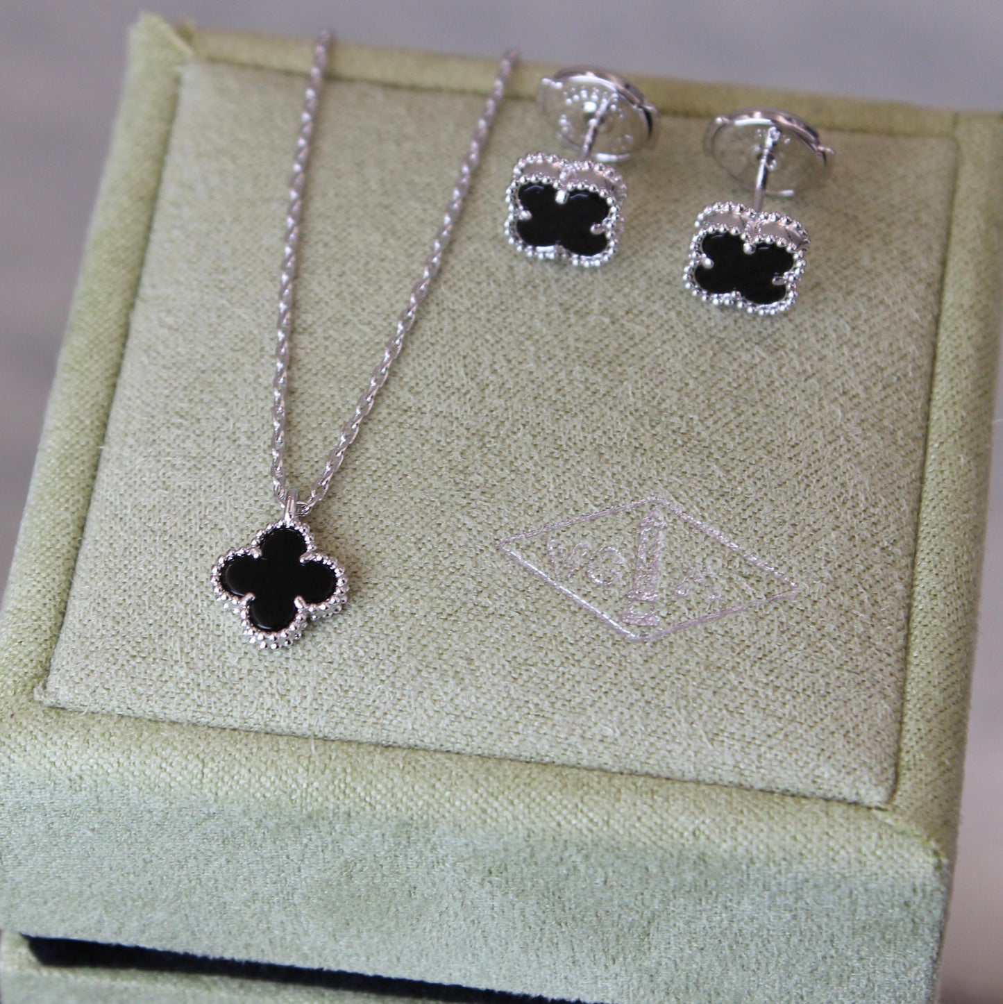 Van Cleef & Arpels Vintage Alhambra Guilloché set