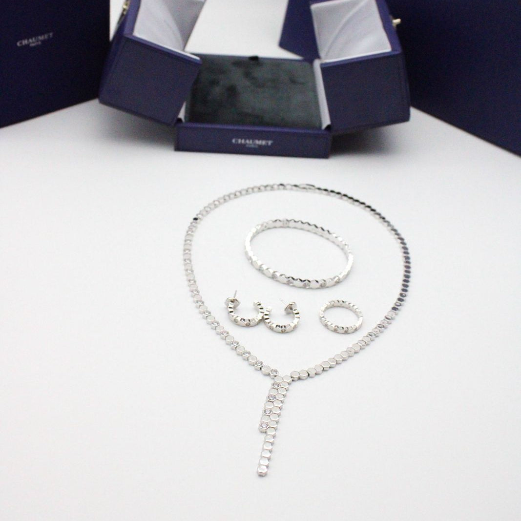 Chaumet Bee My Love Jewelry Set