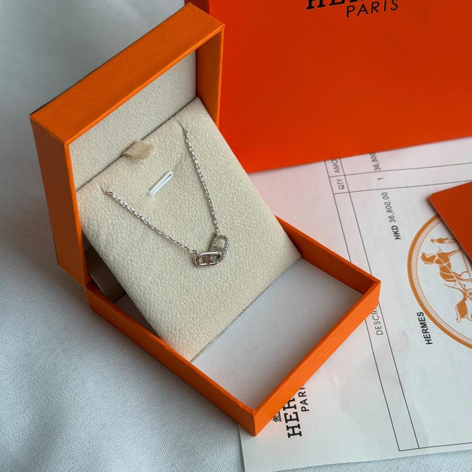 Hermès Finesse Pendant Necklace