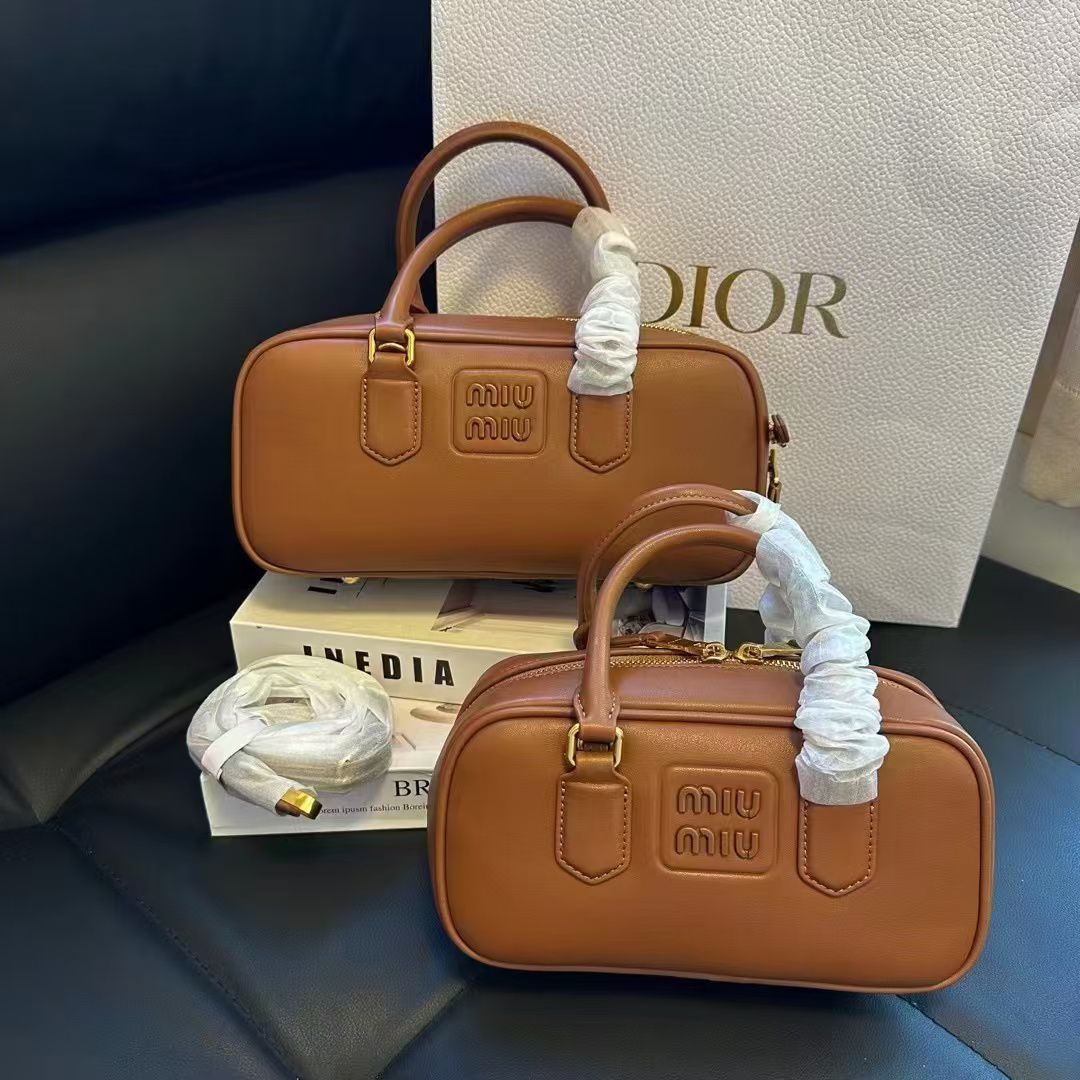 Miu Miu Arcadie Leather mini-Regular Bag