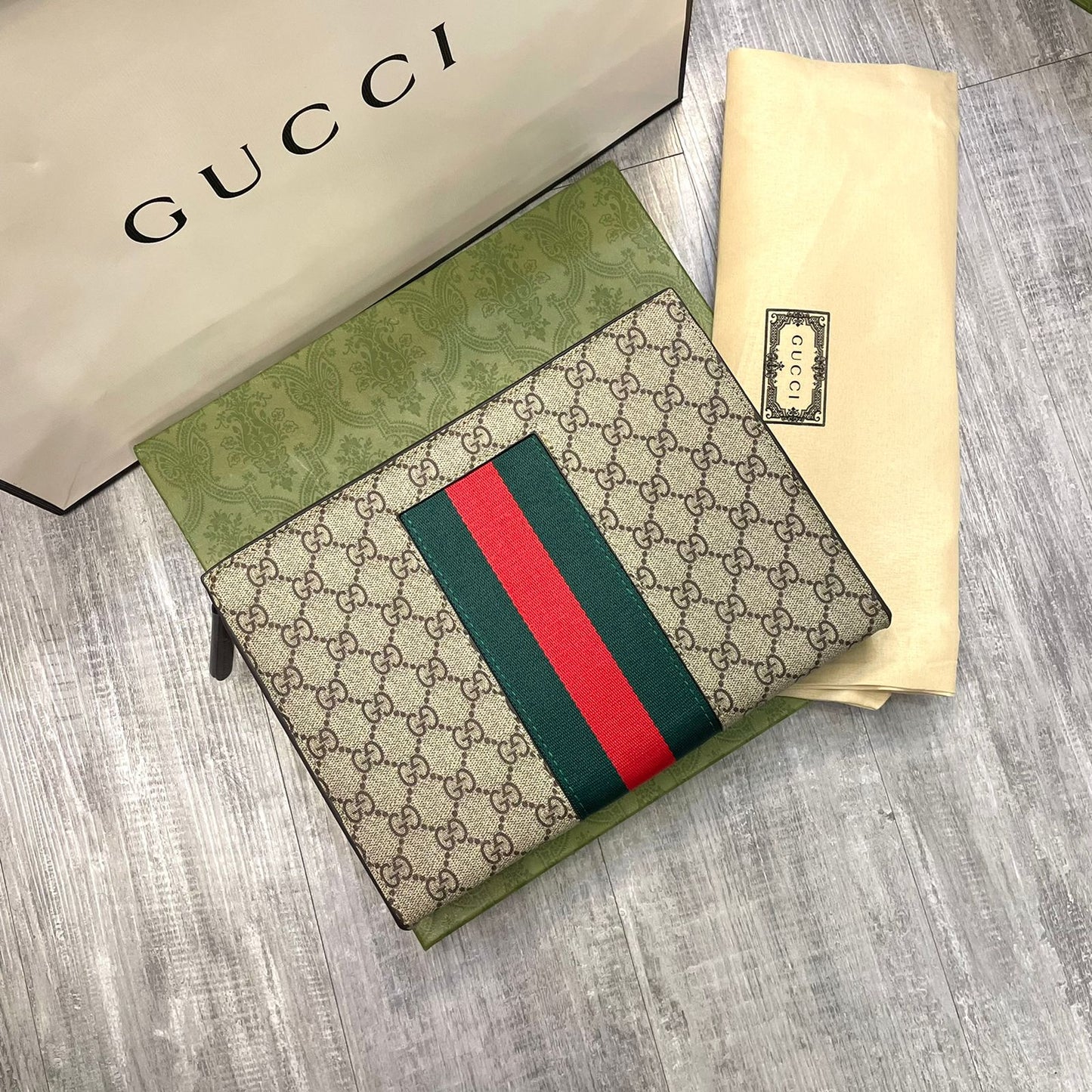 Gucci pouch