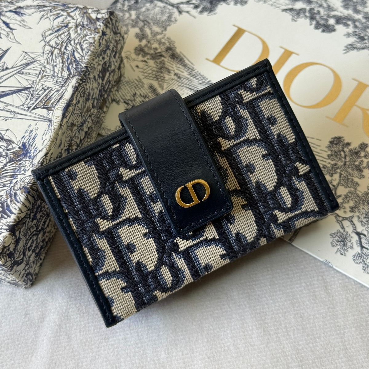 Dior Wallet Style #11