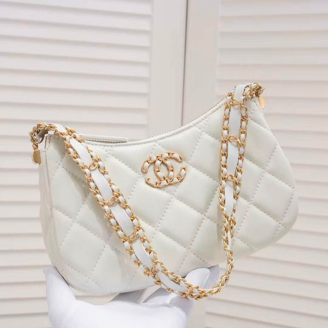 Chanel Hobo Cowhide Shoulder Bag