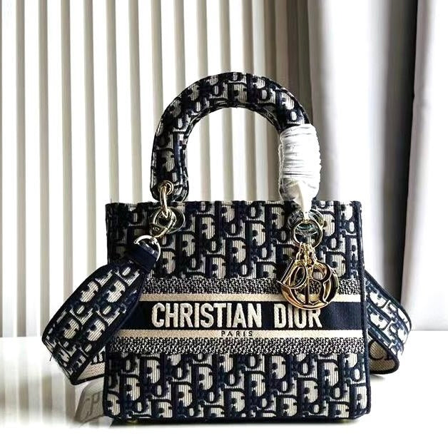 Dior Medium Lady D-Lite Bag