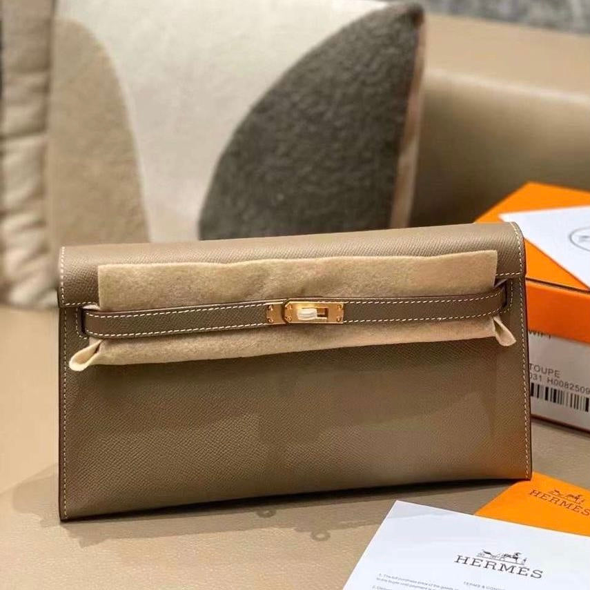 Hermes Kelly Medium Pochette Bag