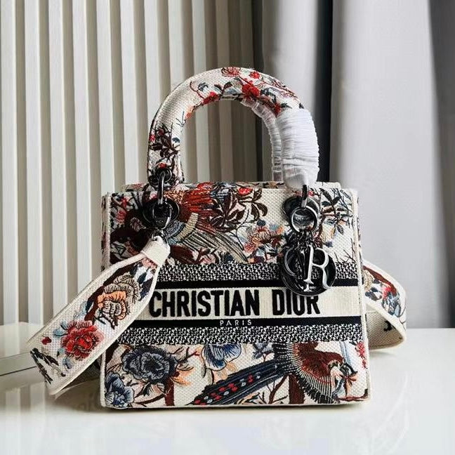 Dior Medium Lady D-Lite Bag