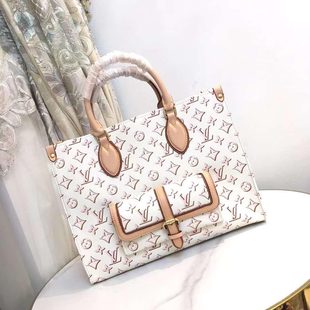 Louis Vuitton OnTheGo MM Bag