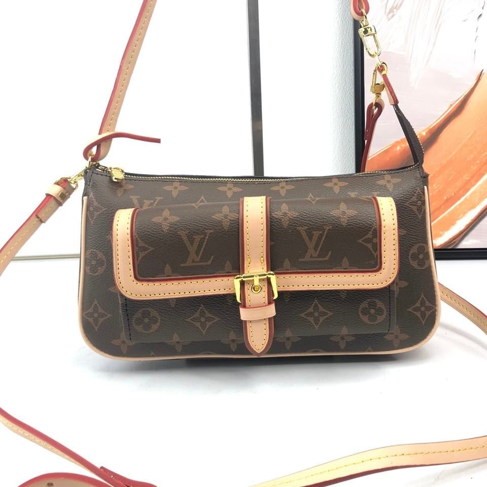 ouis Vuitton Maxi Multi Pochette Bag