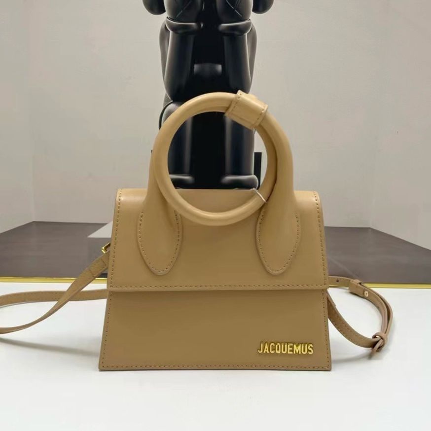 Jacquemus Le Chiquito bag