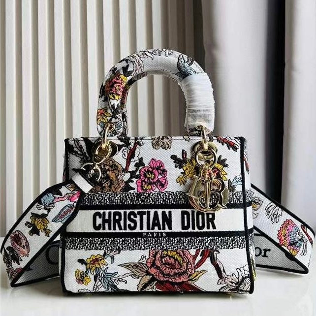 Dior Medium Lady D-Lite Bag