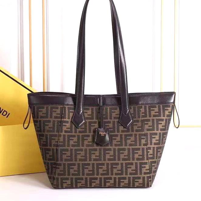 Fendi tote Bag