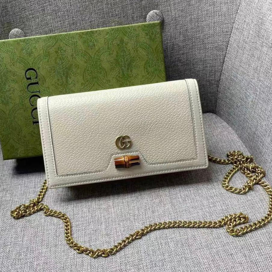 Gucci Diana Chain Bag