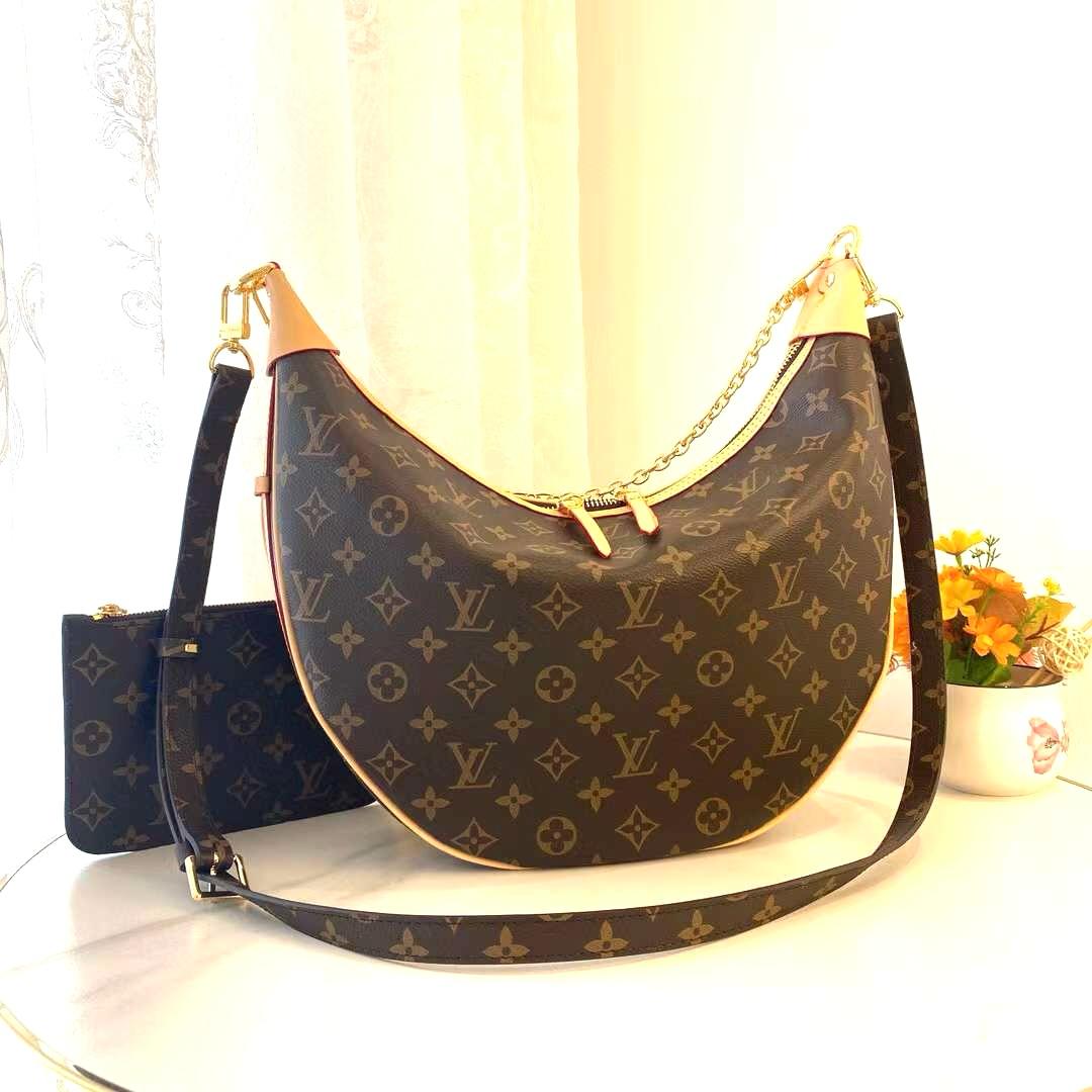 Louis Vuitton Loop hobo Bag