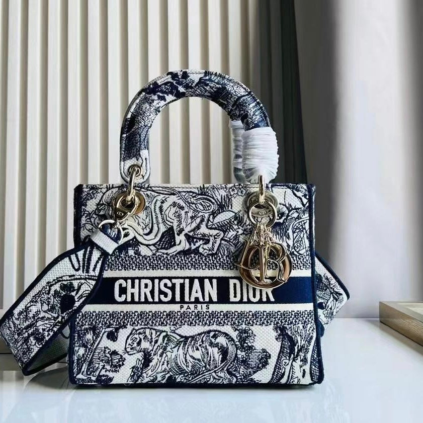 Dior Medium Lady D-Lite Bag