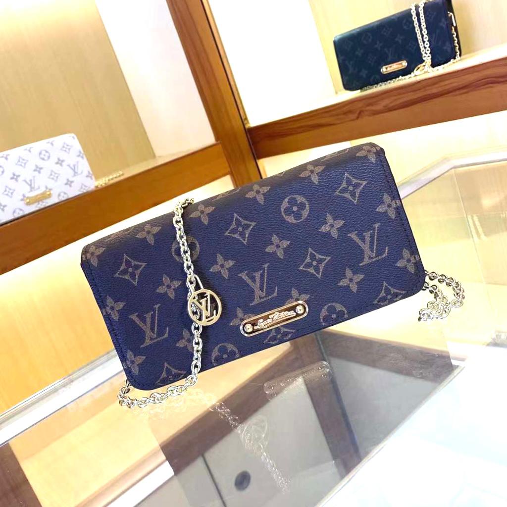 Louis Vuitton Wallet on chain Bag