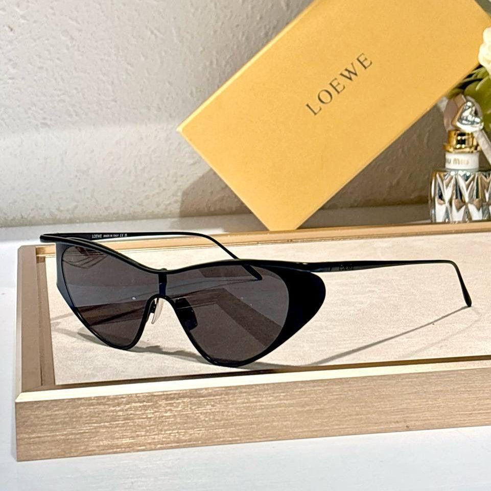 Loewe Style #8 Sunglasses