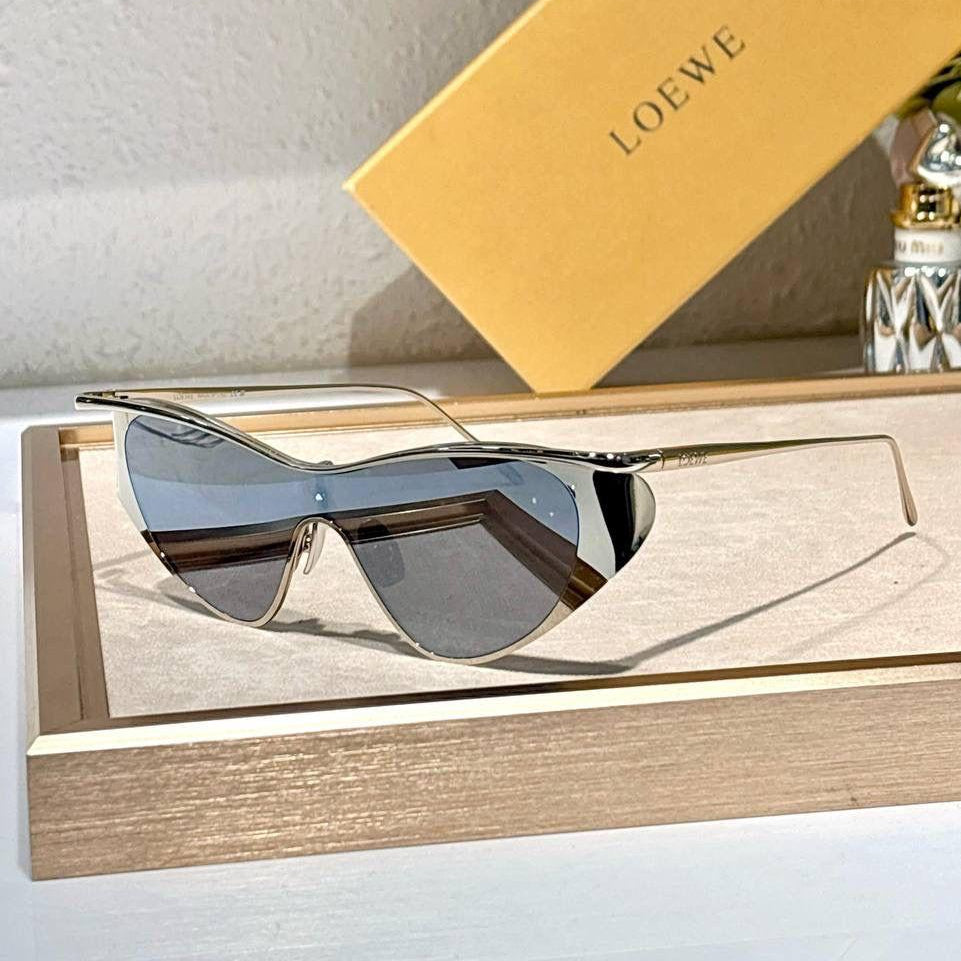 Loewe Style #8 Sunglasses