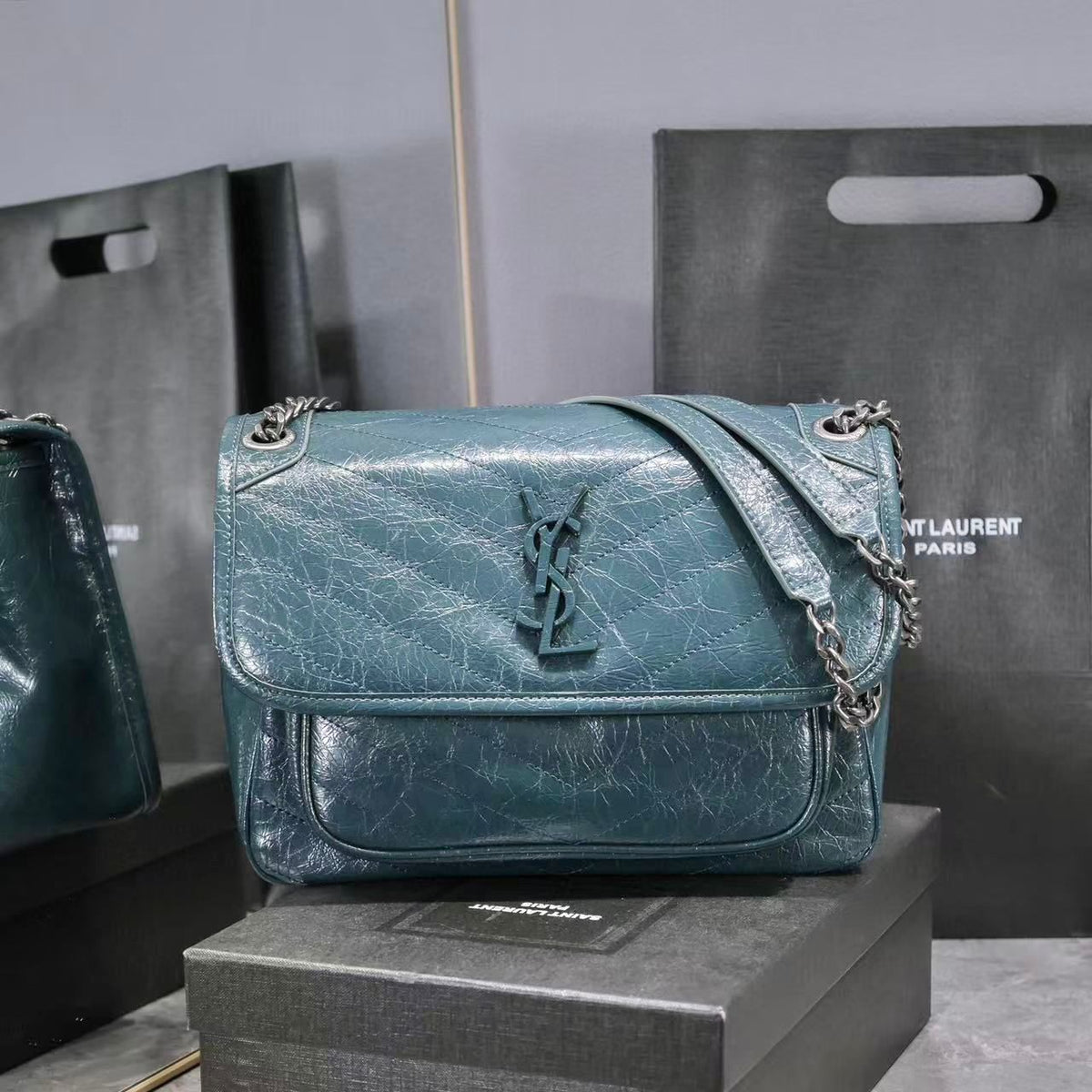 Saint Laurent Women's Niki Medium Shoulder Bag