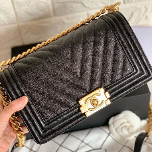 Chanel Boy Meduim Bag