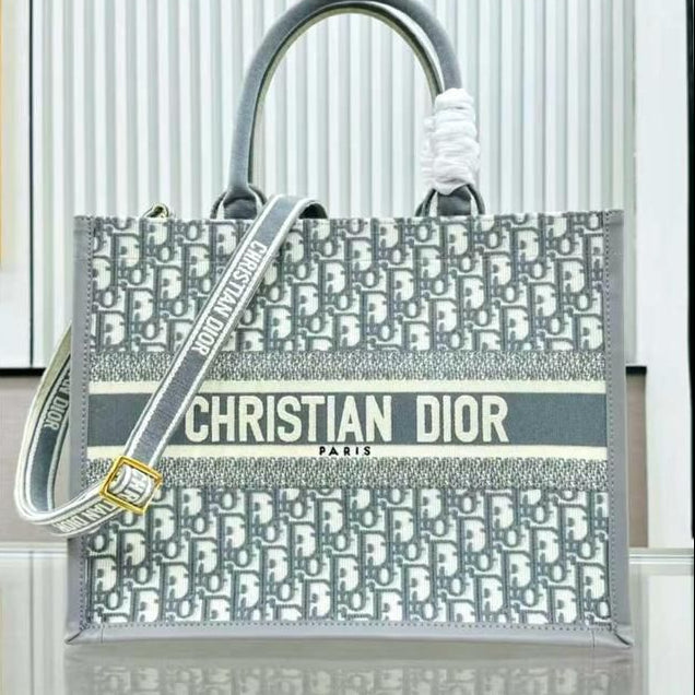 Dior Style #8 Bags