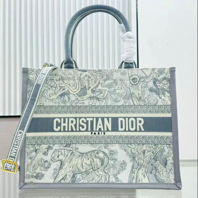 Dior Style #8 Bags