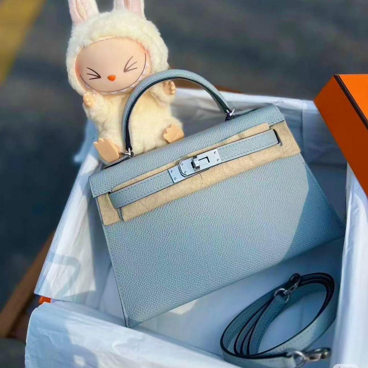 Hermes BN Kelly Togo Caviar 21CM Bag