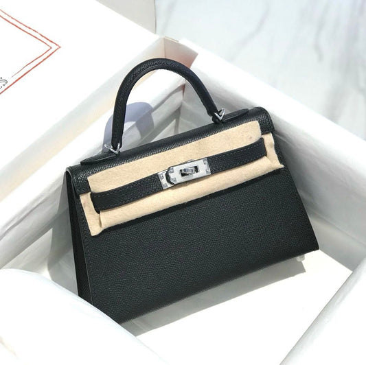 Hermes BN Kelly Togo Caviar 21CM Bag