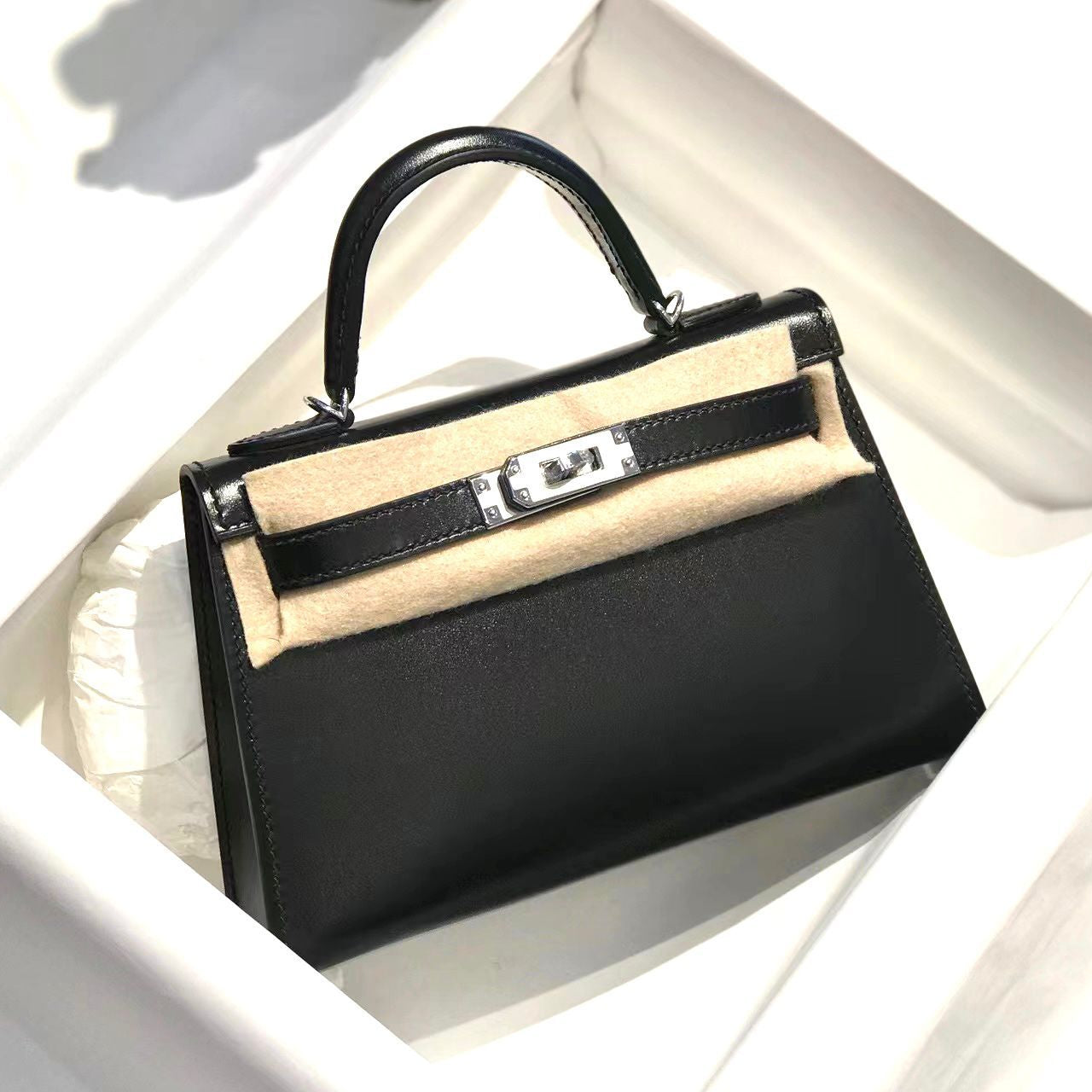 Hermes BN Kelly Togo Caviar 21CM Bag