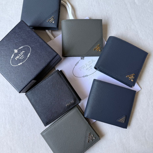 Prada Wallet Style #7