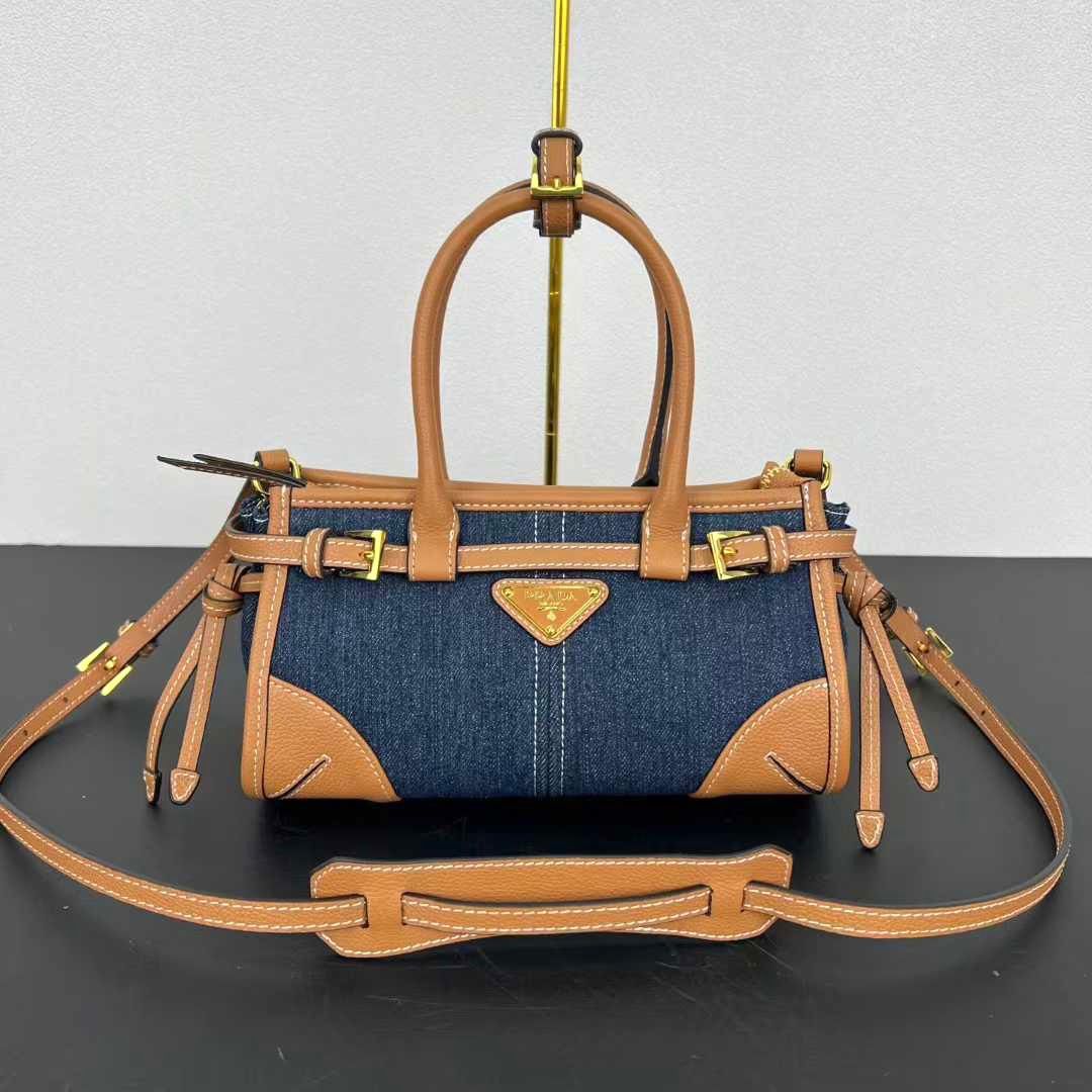 Prada Bags Style #27