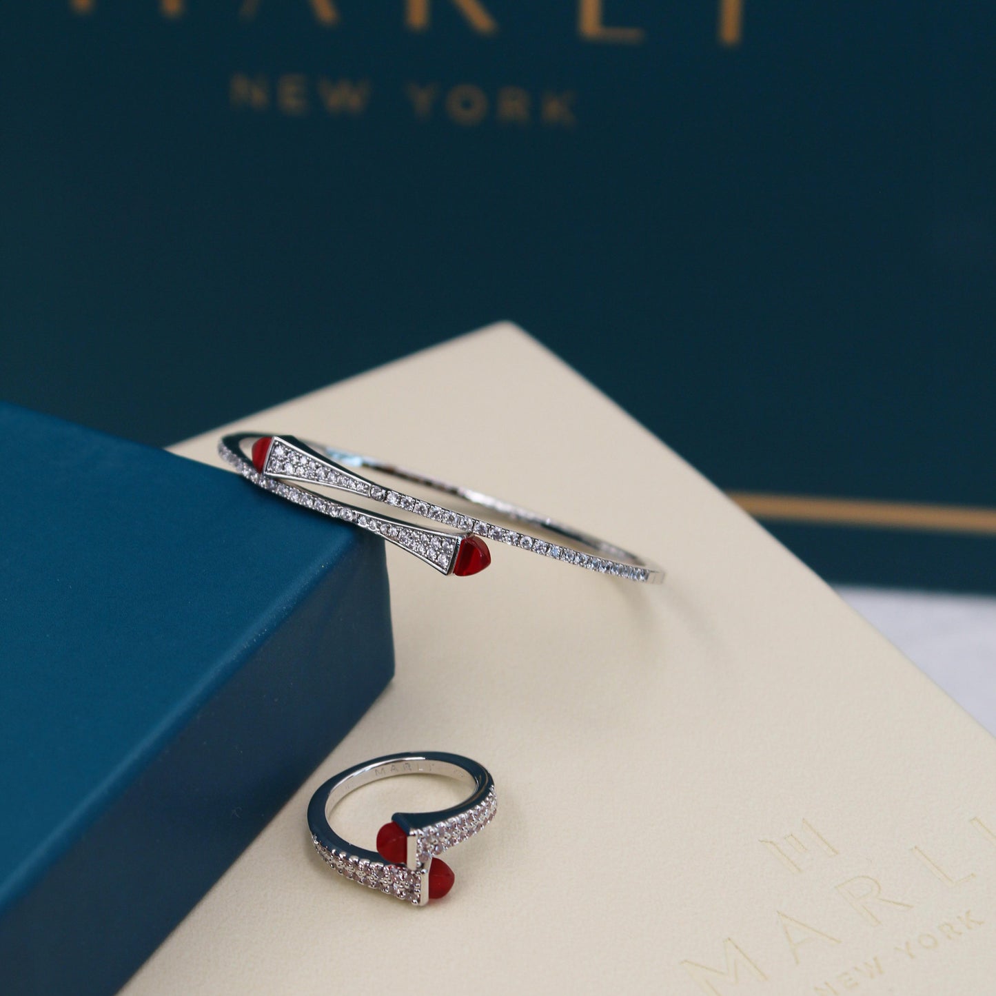 Marli Cleo Diamond Slim