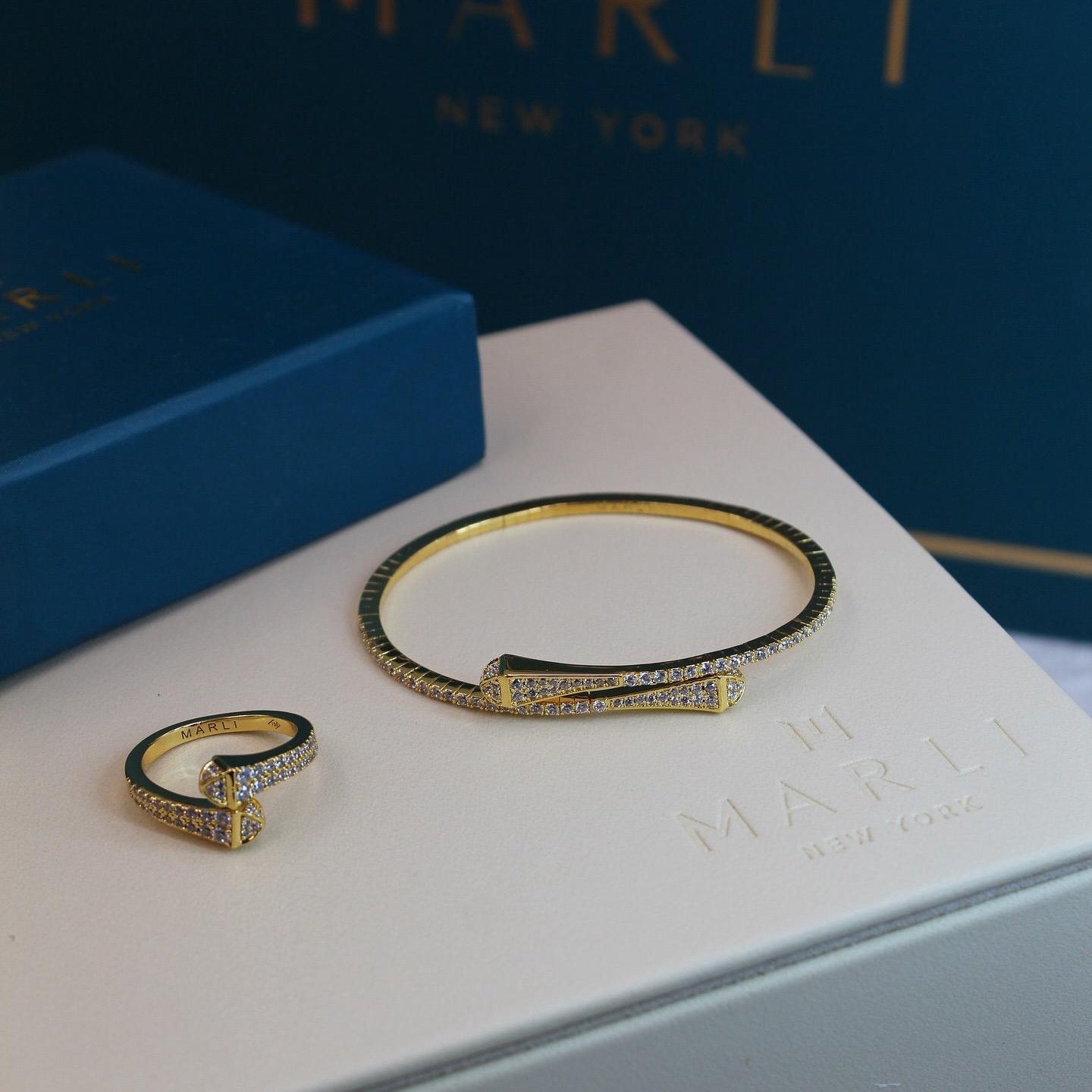 Marli Cleo Diamond Slim