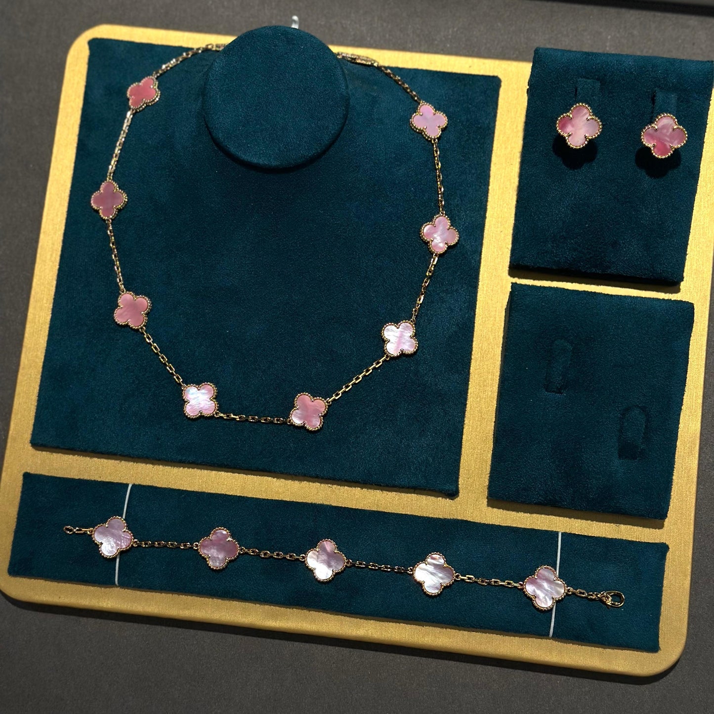Van Cleef & Arpels Alhambra Collection