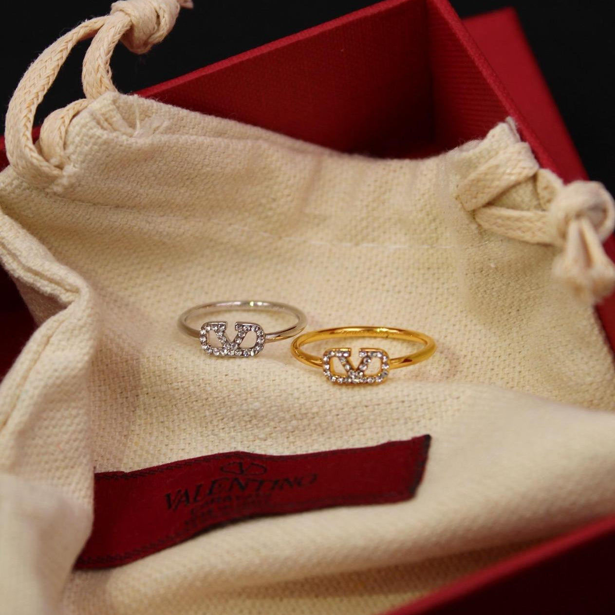 Valentino Garavani VLogo Signature Ring