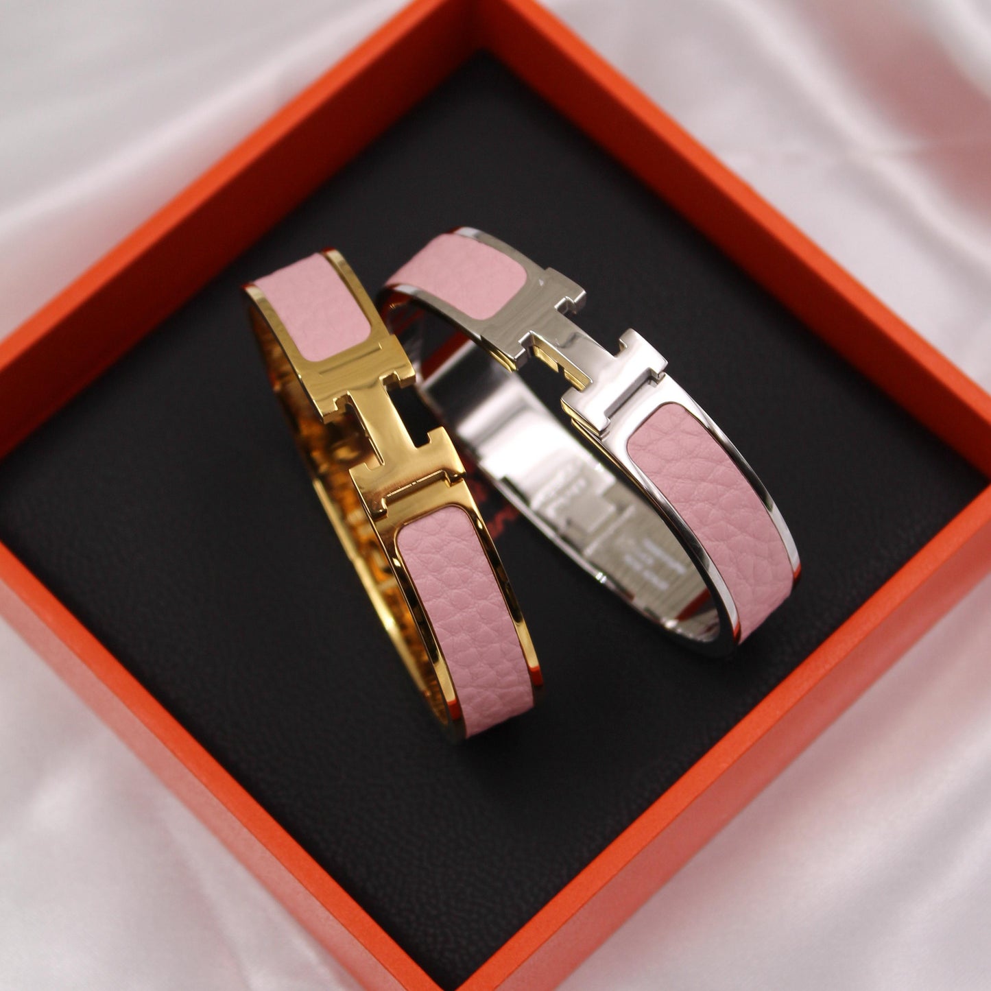 Hermès Clic H Bracelet