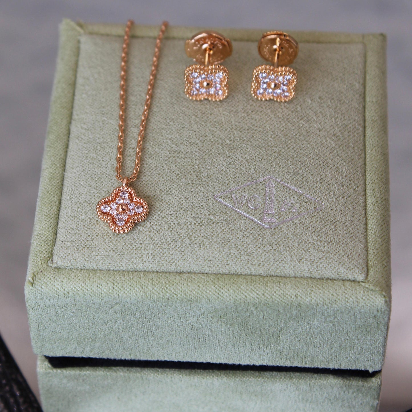 Van Cleef & Arpels Vintage Alhambra Guilloché set