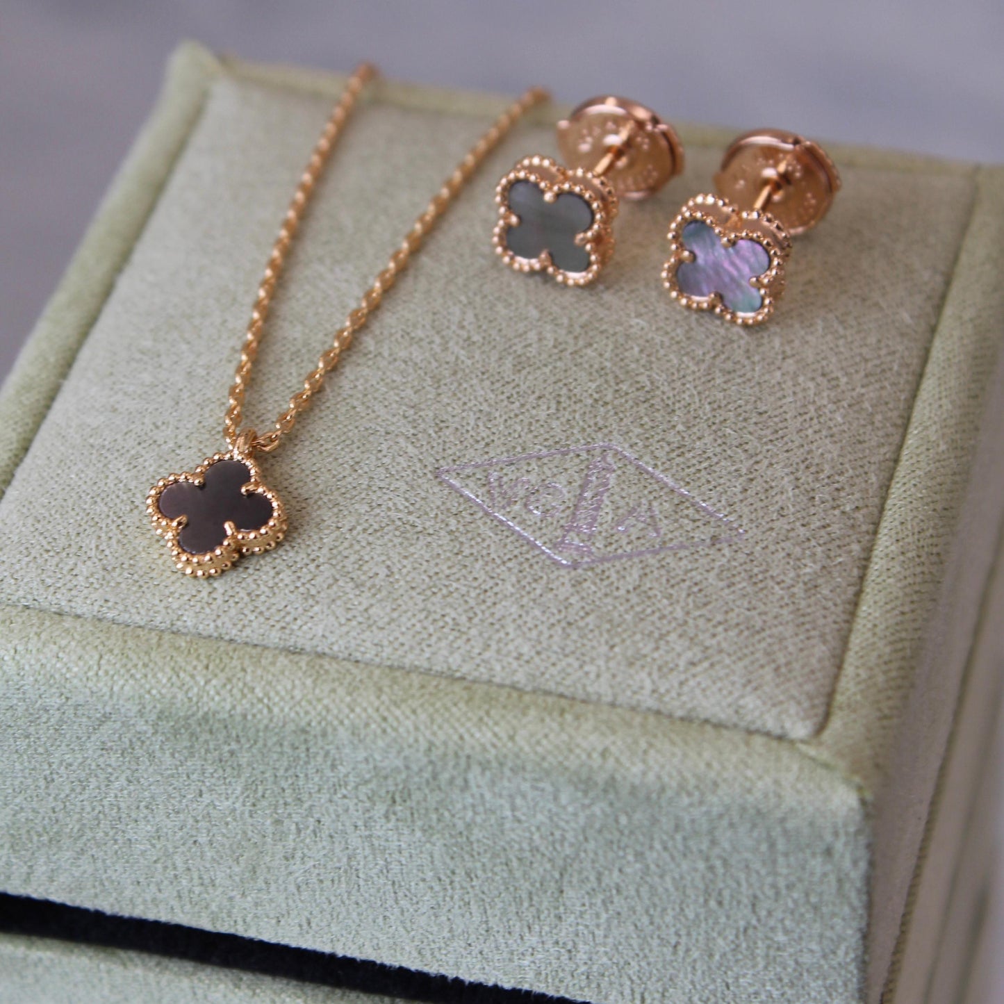 Van Cleef & Arpels Vintage Alhambra Guilloché set
