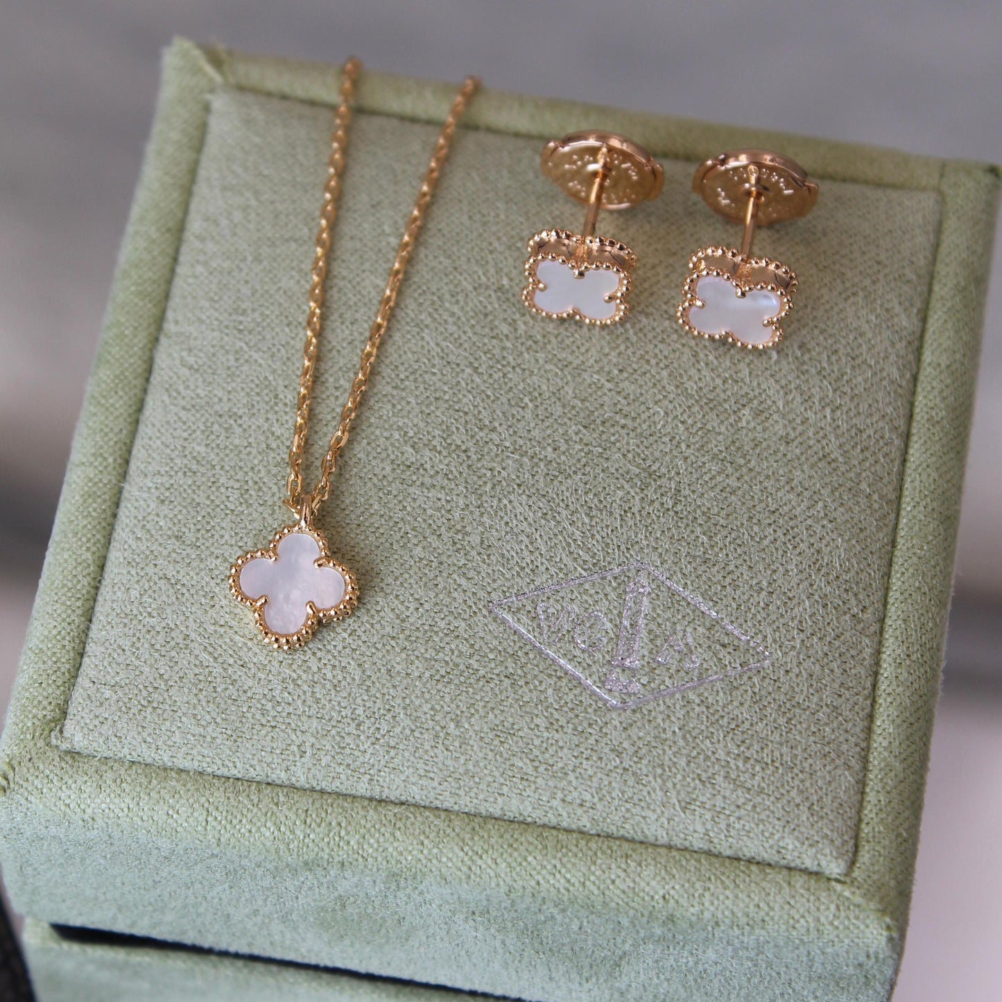 Van Cleef & Arpels Vintage Alhambra Guilloché set