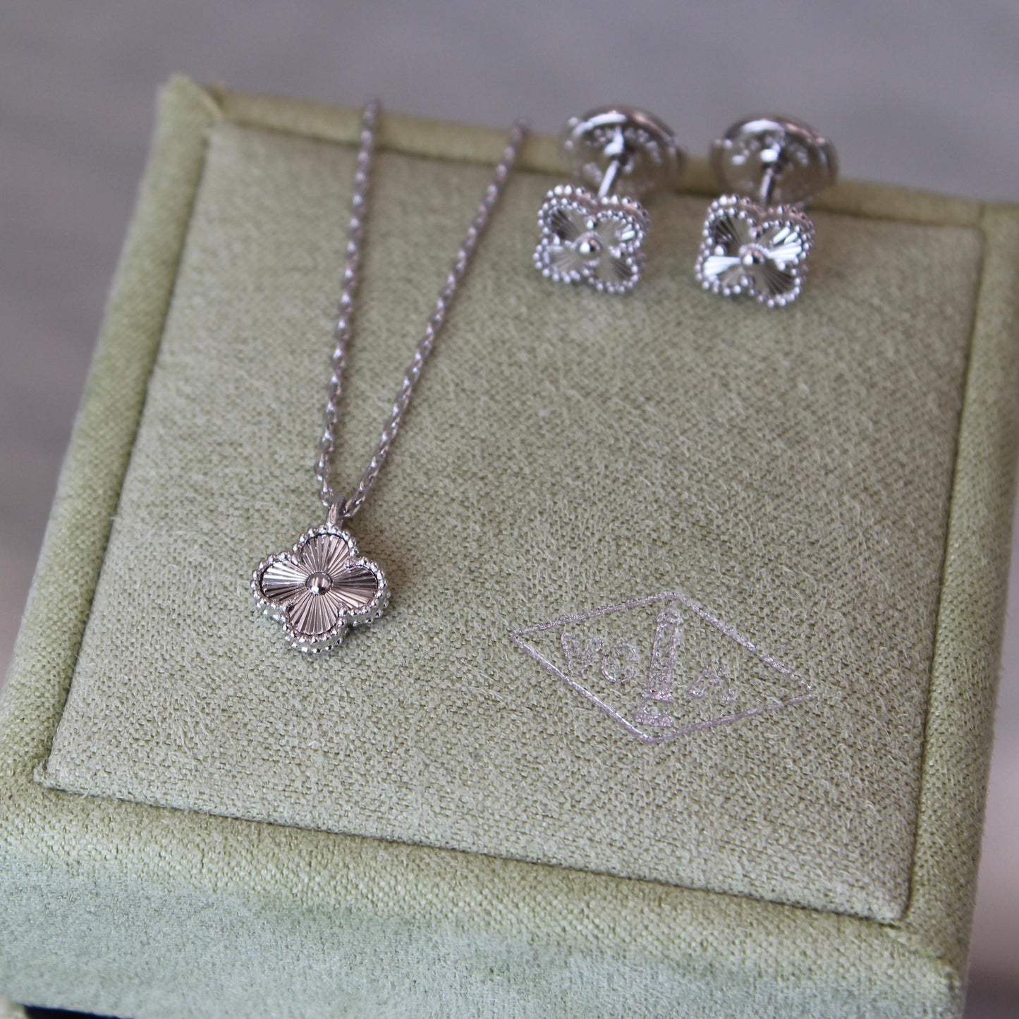 Van Cleef & Arpels Vintage Alhambra Guilloché set