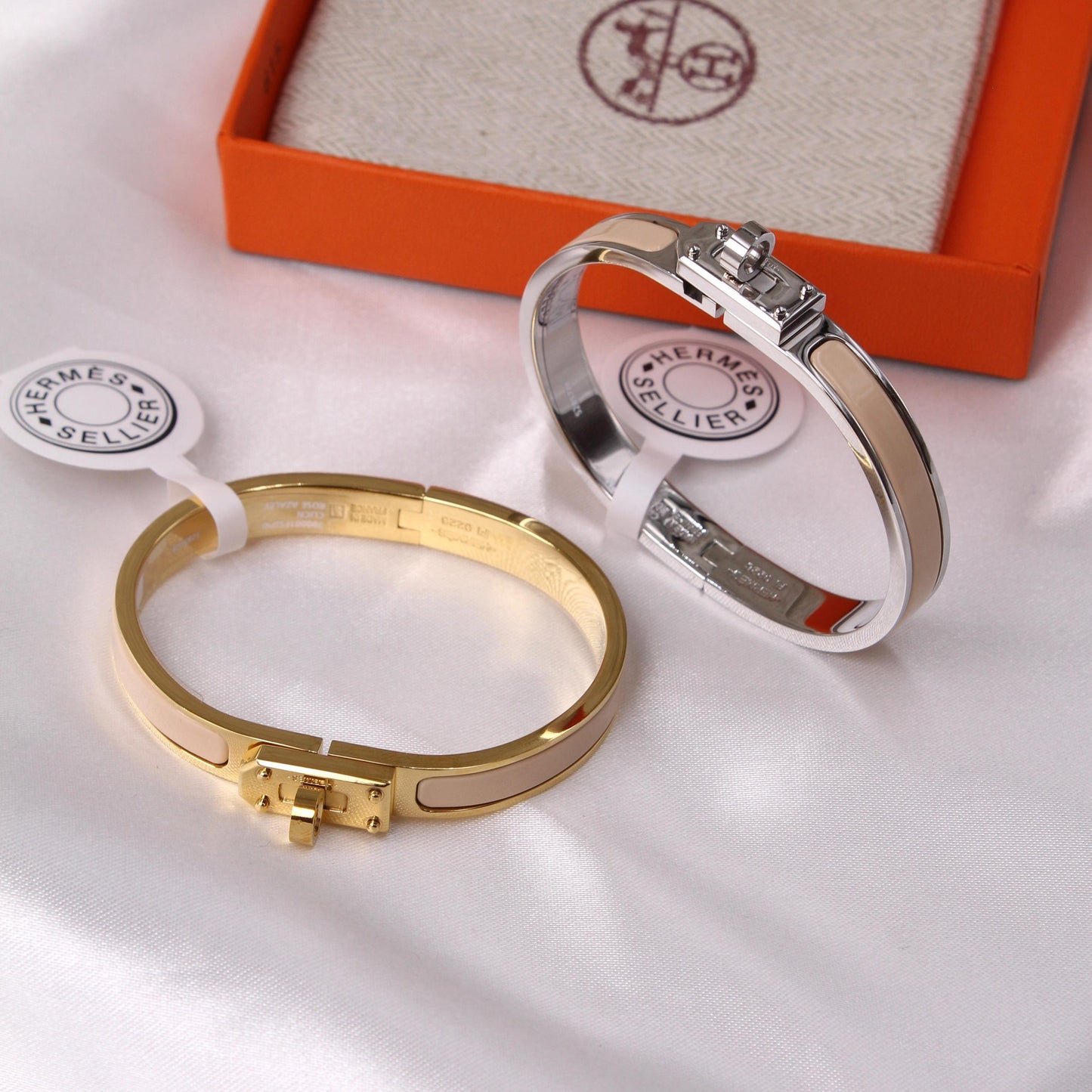 Hermès Mini Clic Kelly Bracelet