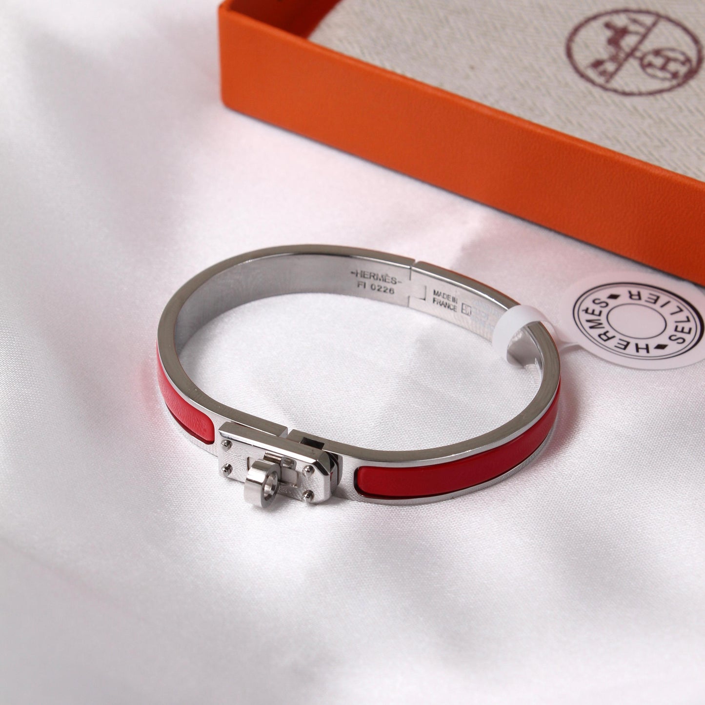 Hermès Mini Clic Kelly Bracelet
