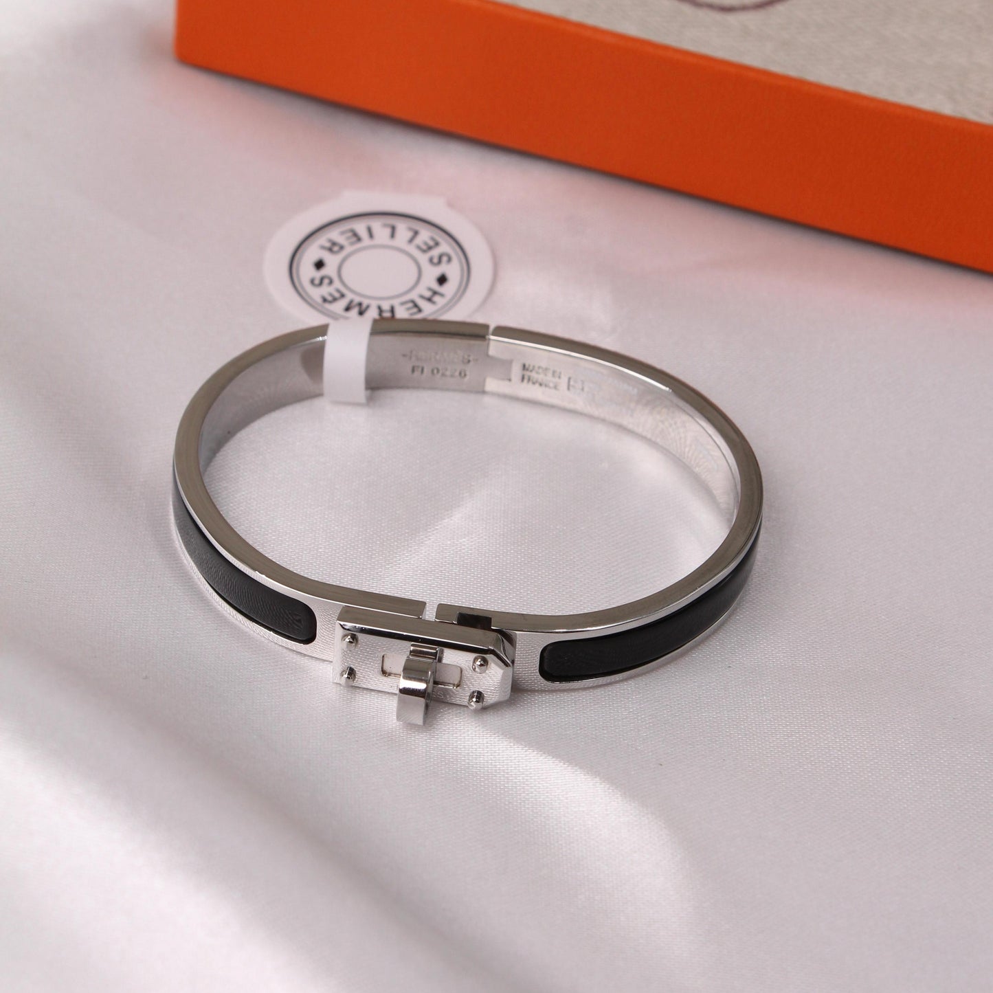 Hermès Mini Clic Kelly Bracelet