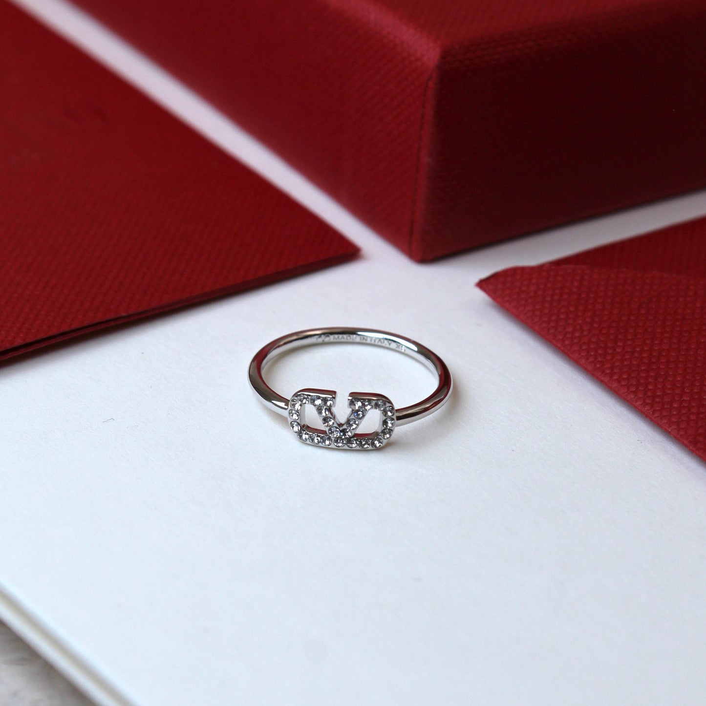 Valentino Garavani VLogo Signature Pearl Ring