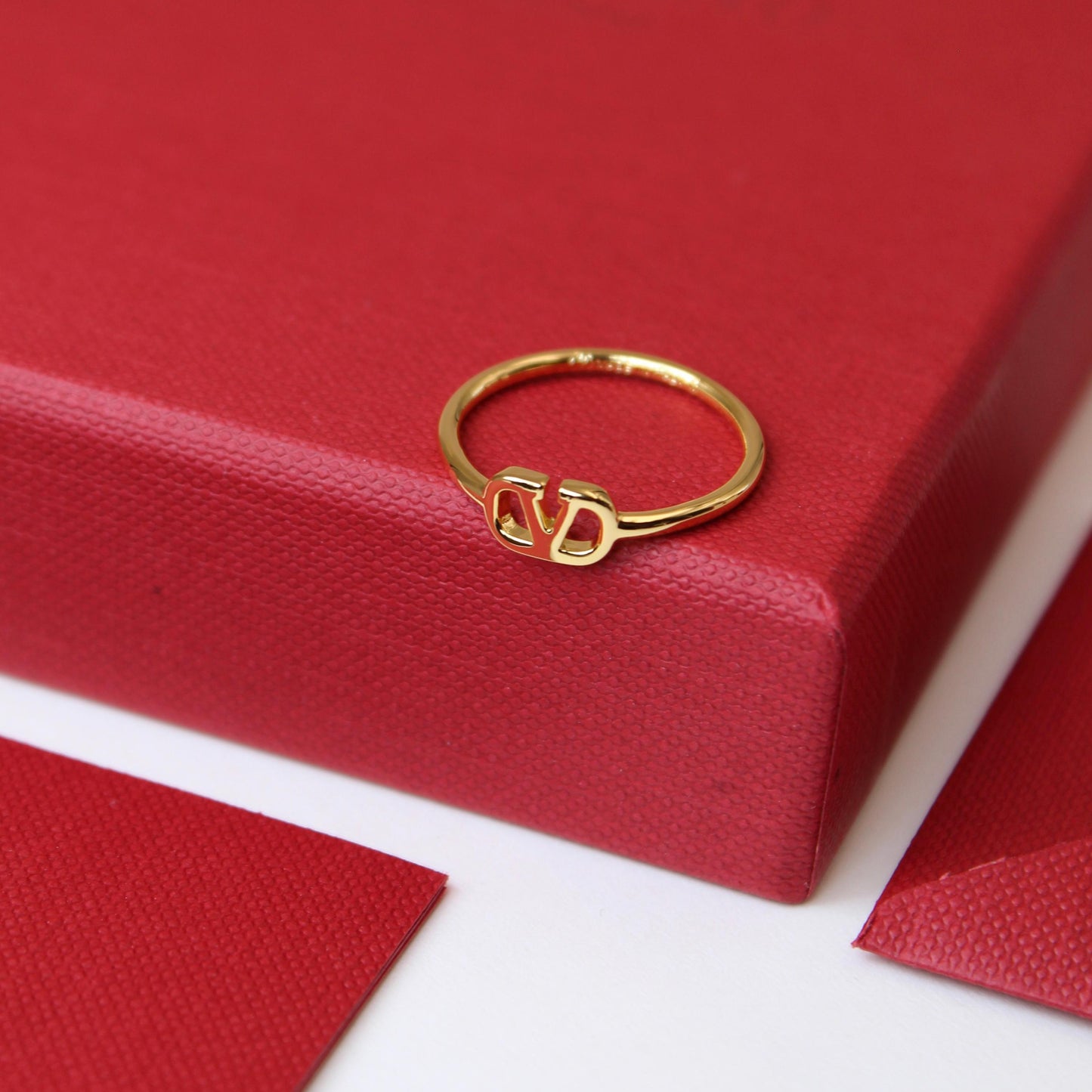 Valentino Garavani VLogo Signature Pearl Ring