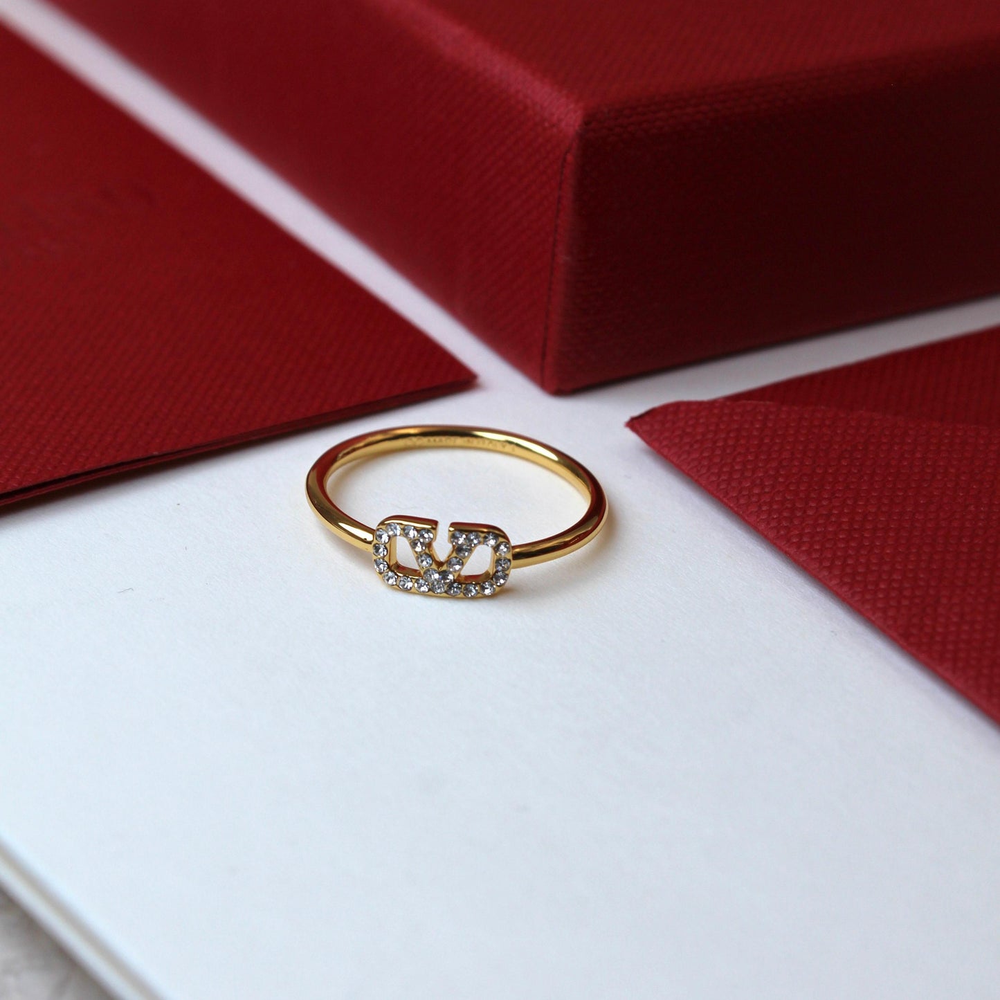 Valentino Garavani VLogo Signature Pearl Ring